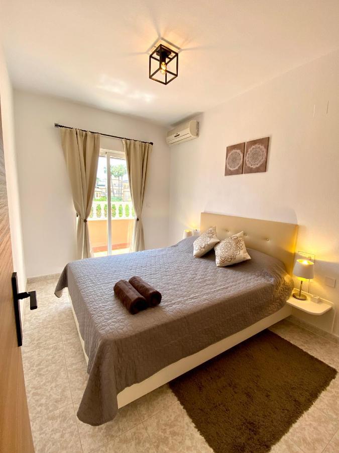 Dehesa de Campoamor  Olive Tree Bungalow La Zenia מראה חיצוני תמונה