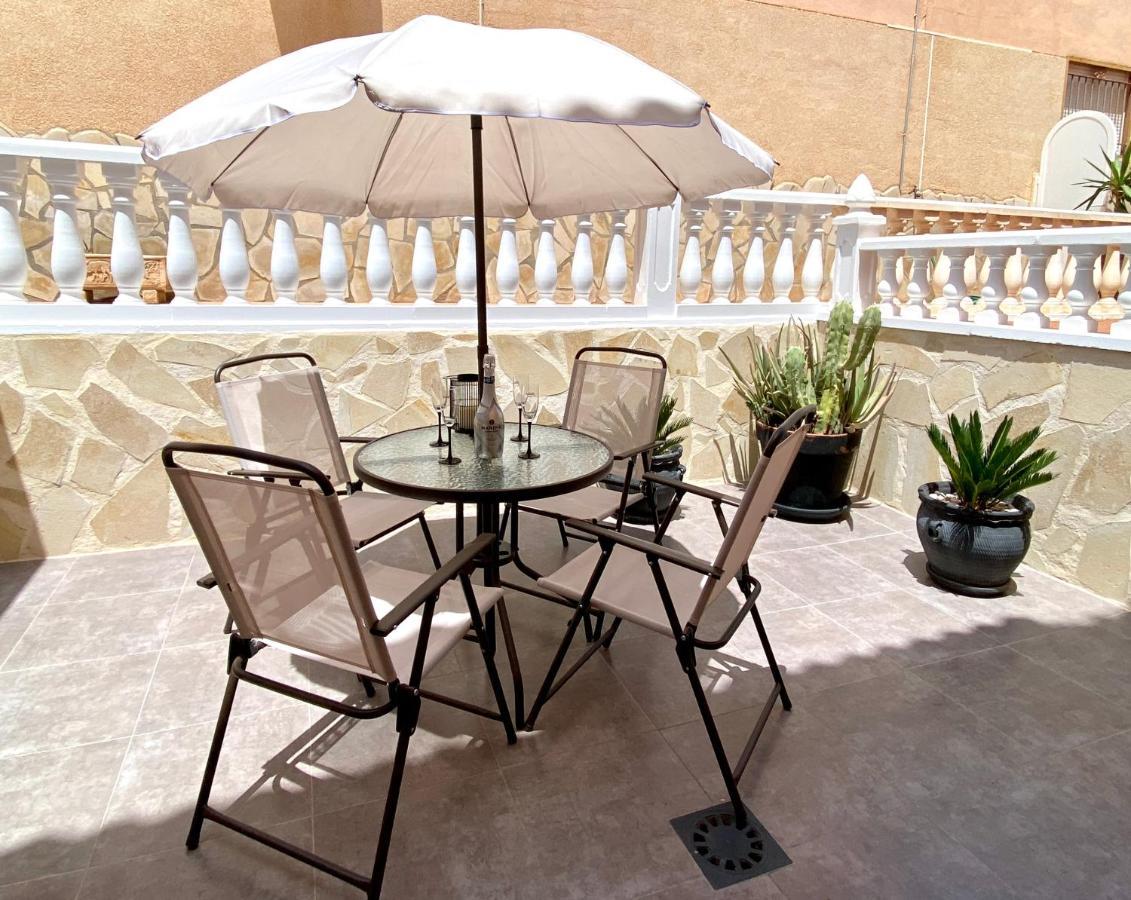 Dehesa de Campoamor  Olive Tree Bungalow La Zenia מראה חיצוני תמונה