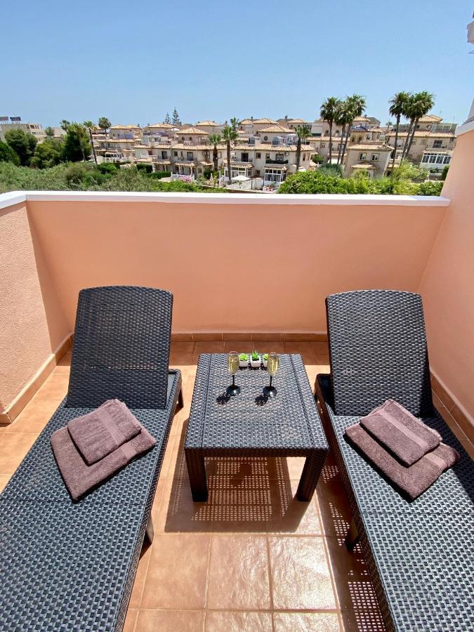 Dehesa de Campoamor  Olive Tree Bungalow La Zenia מראה חיצוני תמונה